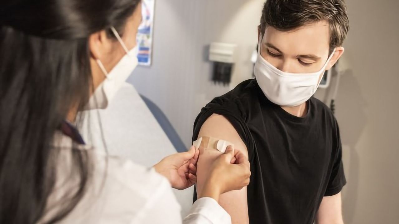 Effectiveness of mRNA Vaccines Against SARS-CoV-2 Alpha and Beta Variants Evaluated