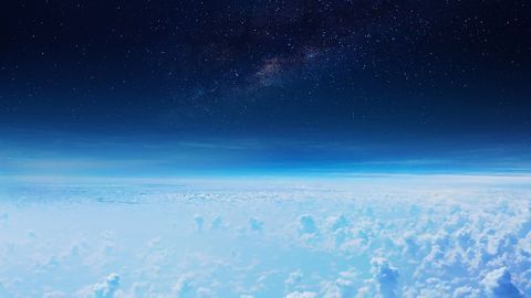 How a Sudden Stratospheric Warming Affected the Northern Hemisphere