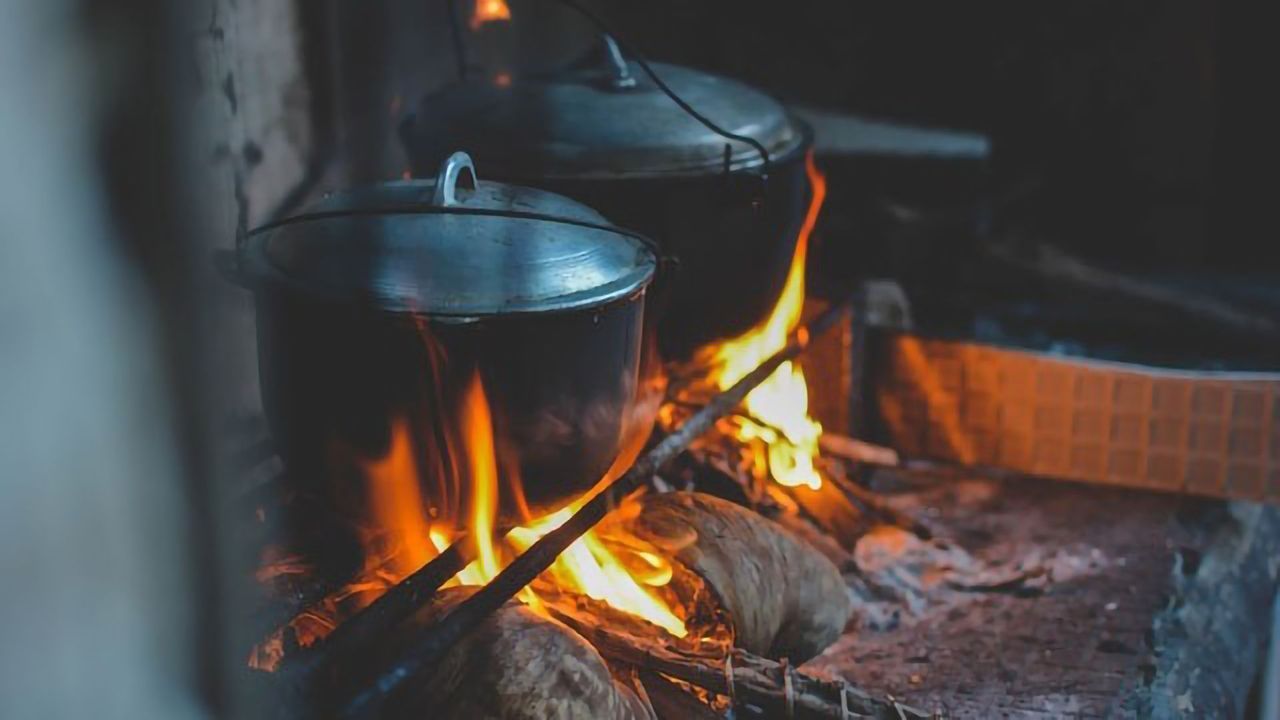 Cooking With Coal or Wood Increases Major Eye Disease Risk
