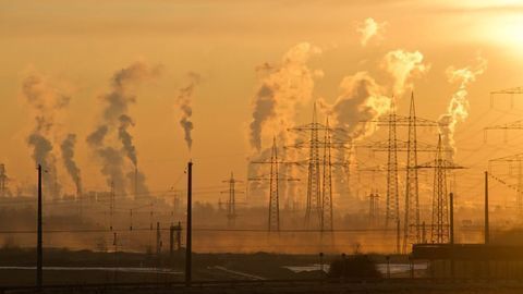 “Hyper-Polluting” Power Plants Responsible for Most Emissions