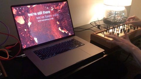 AI System Can Generate Lyrics Based on an Artist's Style