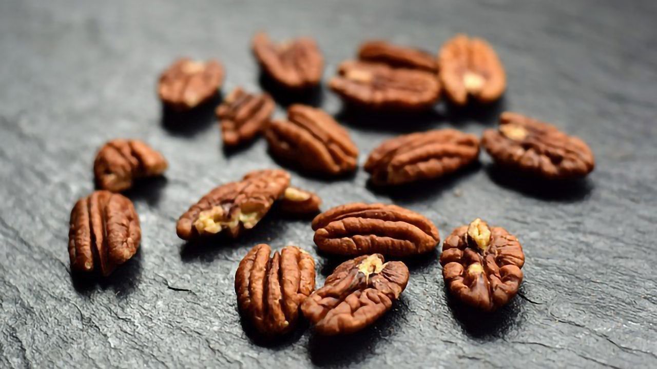 Pecan-Rich Diet Could Benefit Those at Risk of Cardiovascular Disease