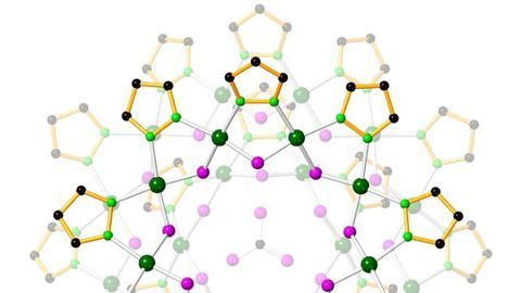 Removing Harmful Compounds From Water With "Nanojars"