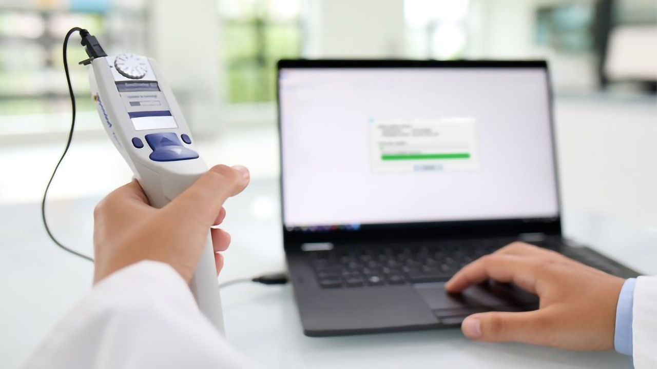 Update Electronic Pipettes Independently Without a Service Technician