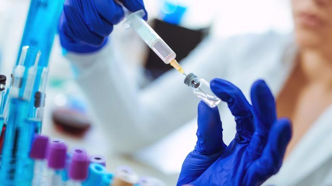 Designing a Cancer Vaccine Using Oxford University’s COVID-19 Vaccine Tech