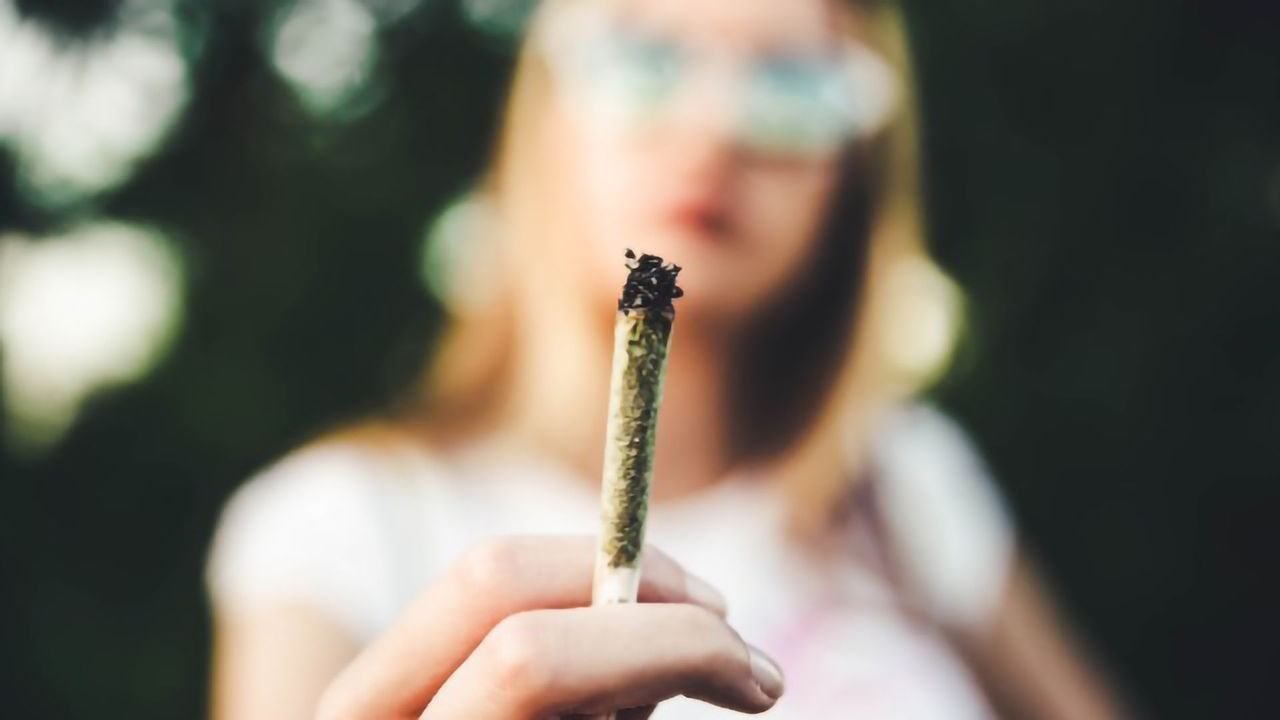 Cannabis Legalization Threatens Clean Indoor Air, Study Says