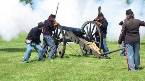 Blowing the Lid on Gunpowder Recipes