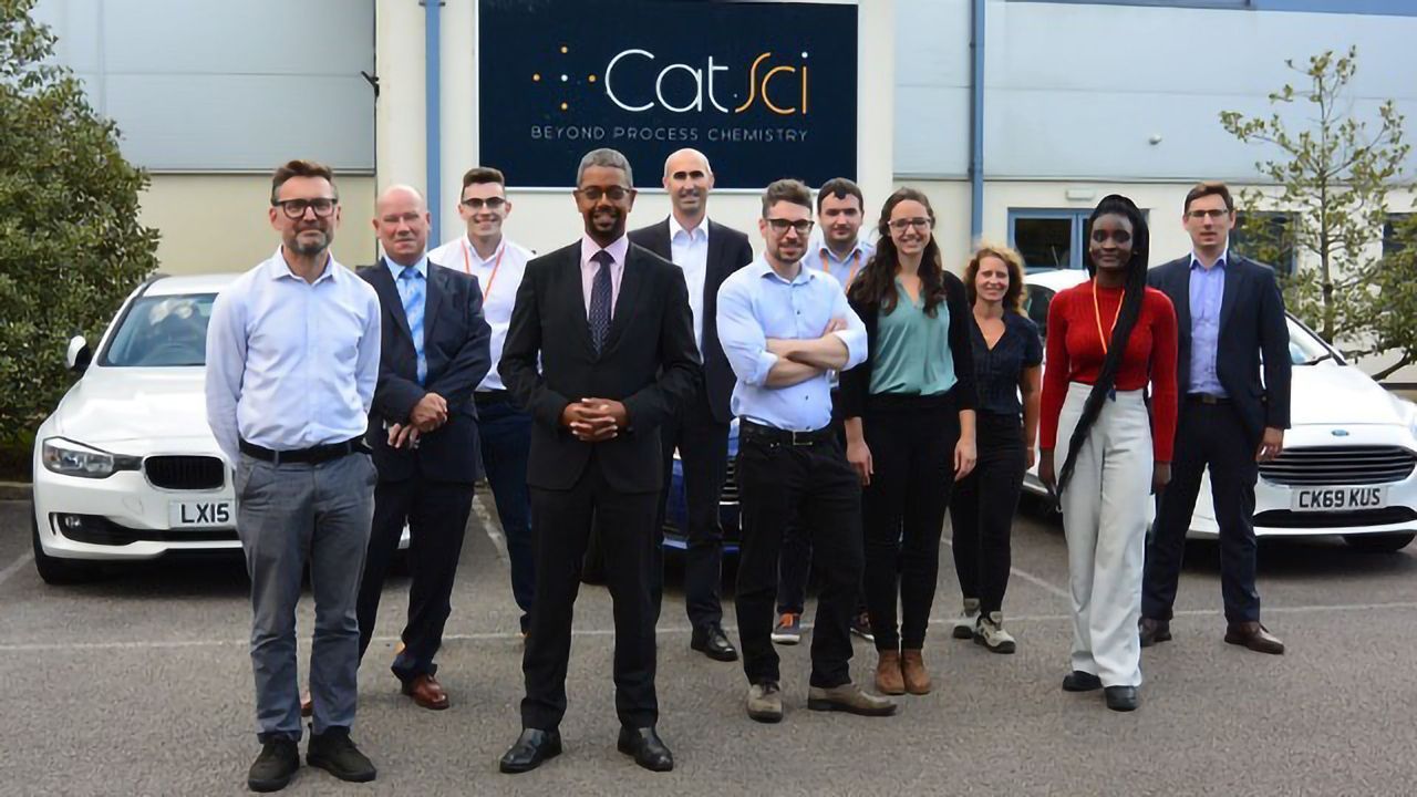 Welsh Minister of Economy Opens CatSci’s New Material Science Laboratory