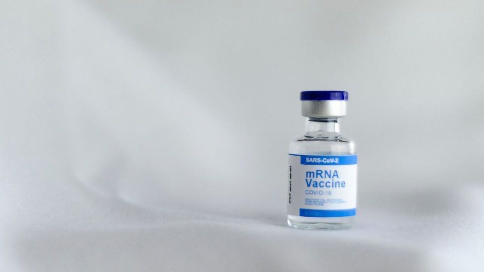 The Story Behind mRNA Vaccines content piece image