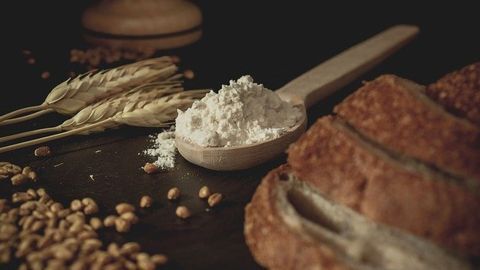 Removing Some Dietary Refined Grains Can Lead to Nutrient Shortfall