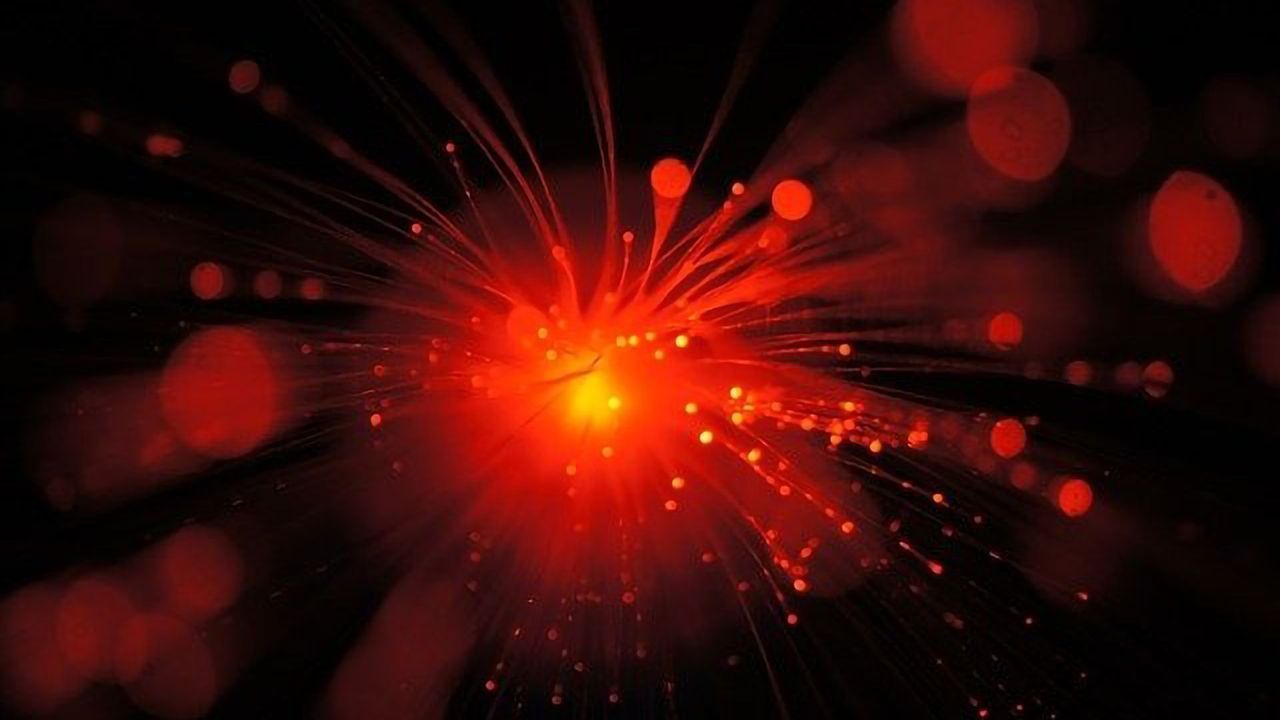 Raman Scattering Used To Study Breakdown of Optical Fibers