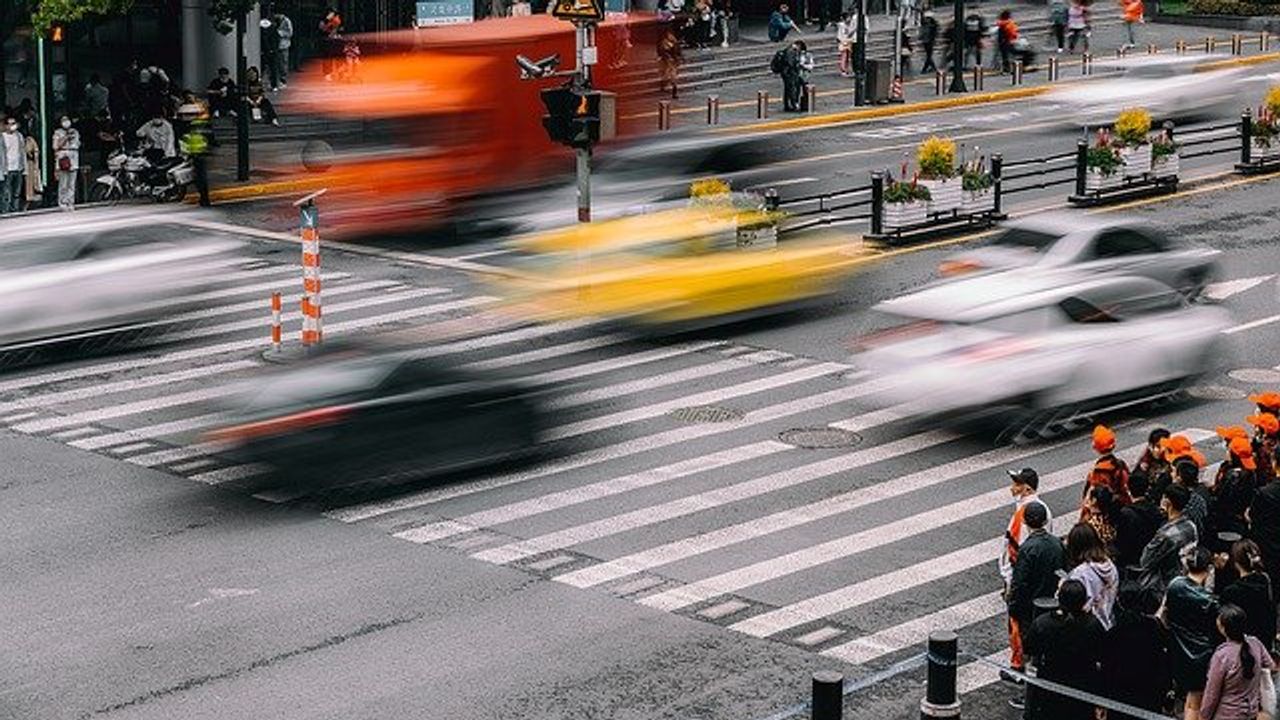 Vehicles an Underestimated Source of Urban Ammonia Air Pollution
