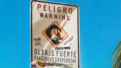 Investigating the Relationship Between Bilingualism and False Memories