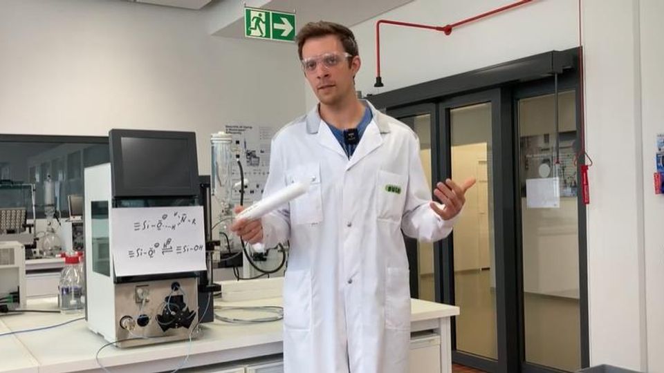 Perfect Chromatography Peaks: Clever Solutions To Peaks With Fronting, Tailing or Splitting content piece image