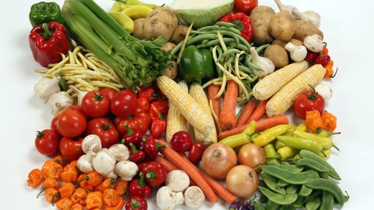 Strategies To Improve Sale of "Ugly" Foods