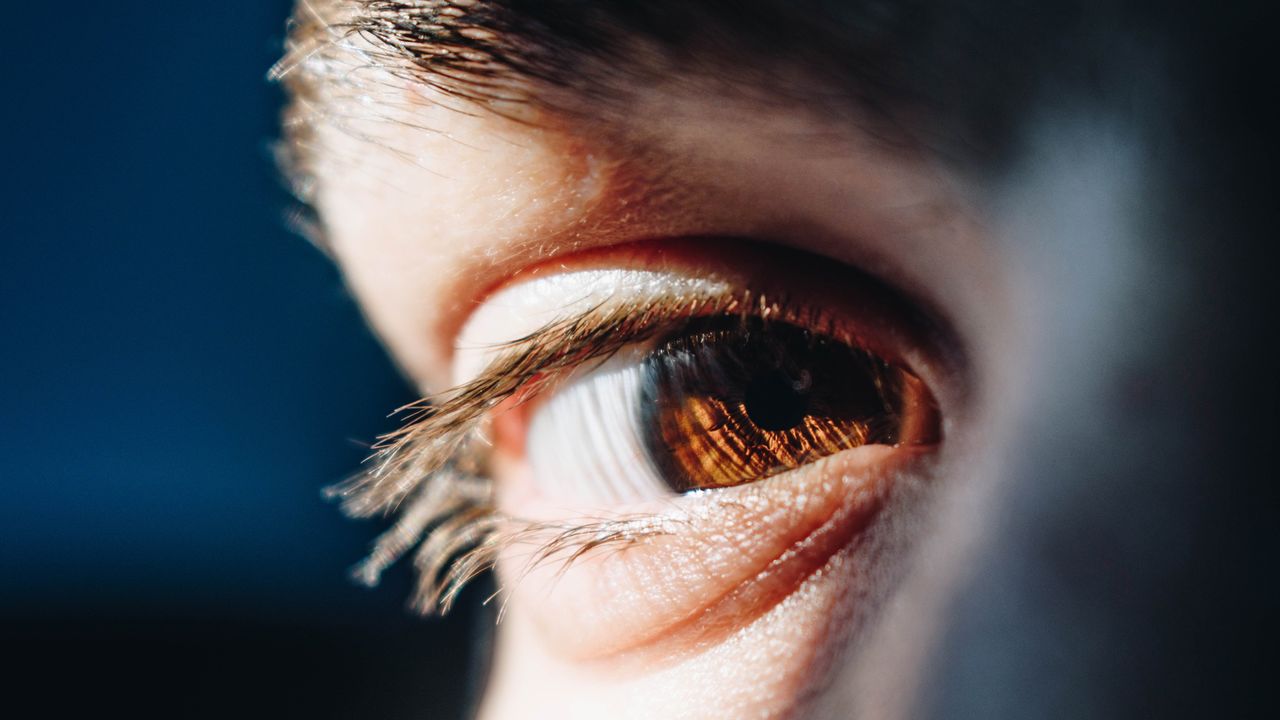 Leading Cause of Blindness Linked to Lupus