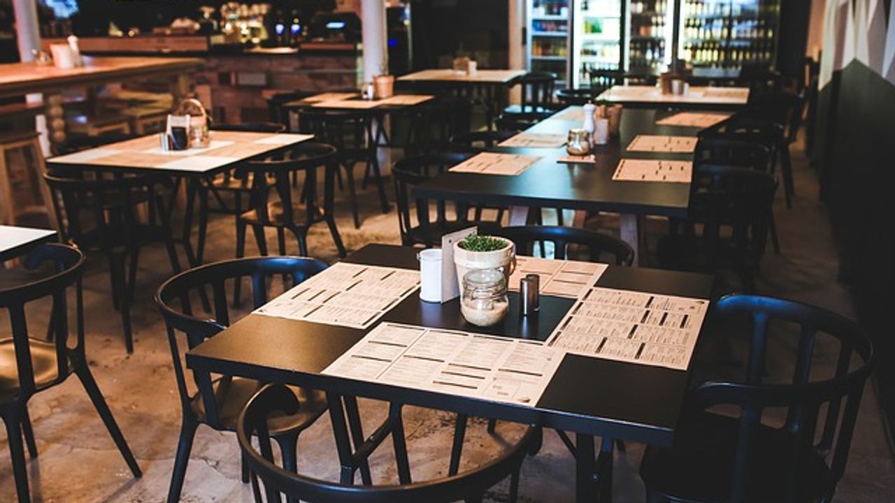 Over 75% Plant-Based Options Needed on Menus for Meat Eaters To Switch