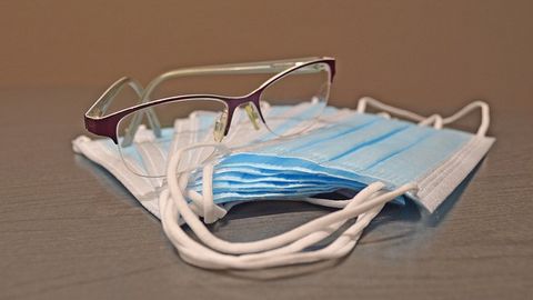 Anti-Fogging Sprays and Cloths Found To Contain High Levels of PFAS