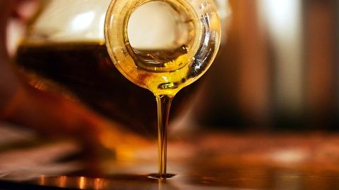 Higher Olive Oil Consumption Associated With Decreased Cardiovascular Disease Mortality Risk