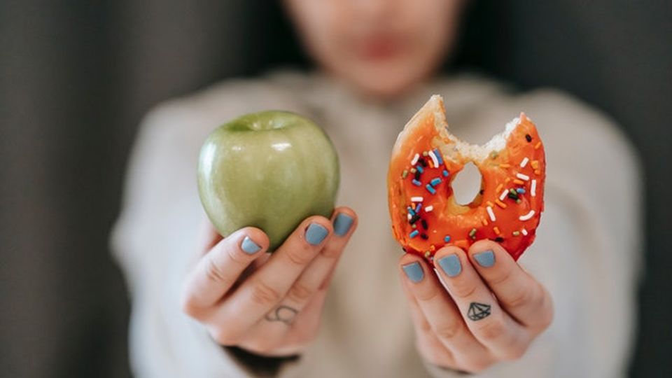 How Do You Choose Between Two Things? content piece image