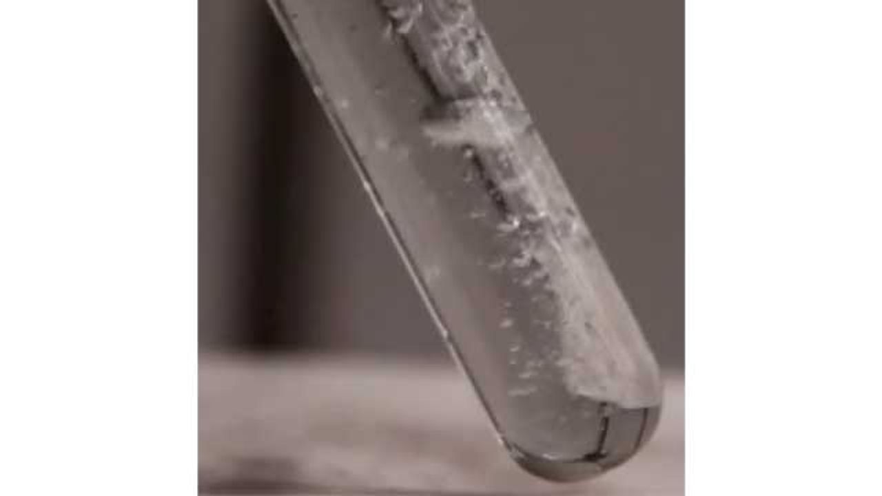 Simple Aluminum Nanoparticles Boost Hydrogen Generation