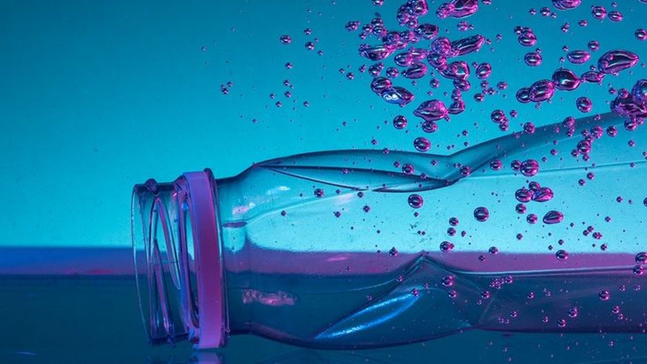 TSE Explores Environmental Pollutants – Water