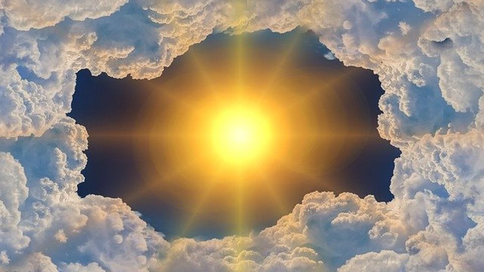 Chemical Link Found Between Wildfire Smoke and Ozone Depletion content piece image