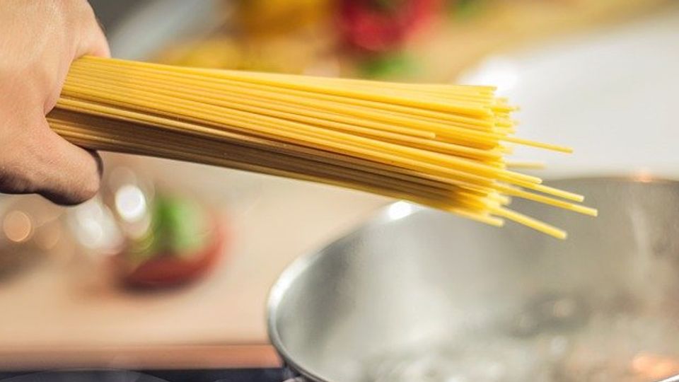 Physics and a Ruler Could Give You Perfectly Cooked Pasta content piece image