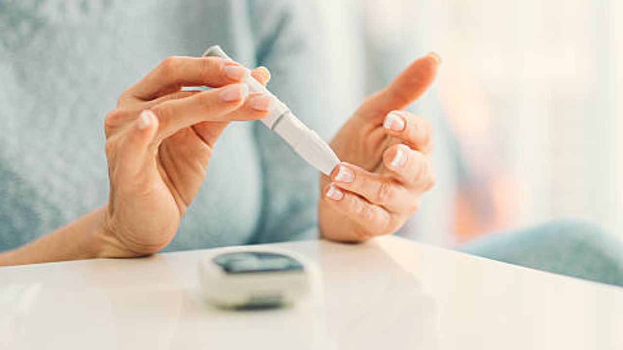 Detection Of Low-Abundance Serum Proteins Associated With Prediabetes For Predictive And Prognostic Purposes