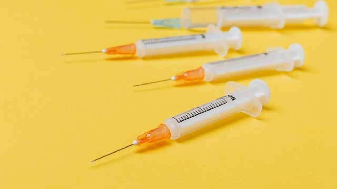 Meningococcal B Vaccine Could Improve Protection Against Gonorrhea