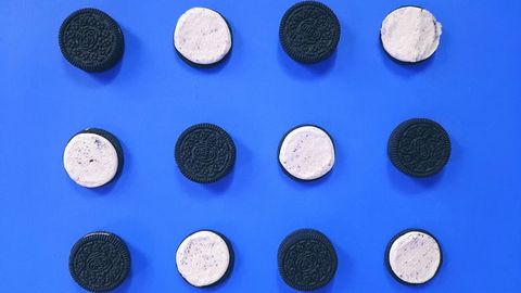 Why Does an Oreo's Cream Stick to One Side When Twisted Apart?