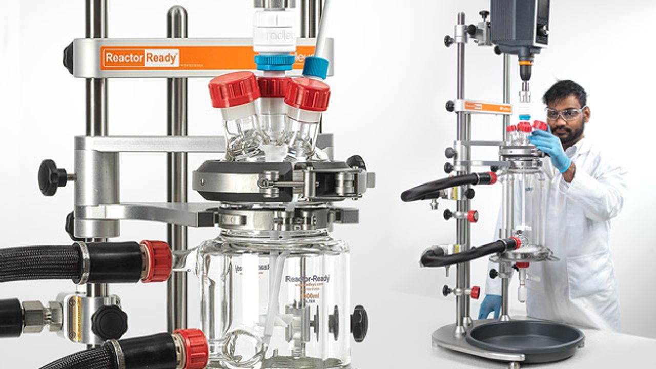 Reactor-Ready Filter Lab Reactor for Synthesis and Filtration in One Compact System