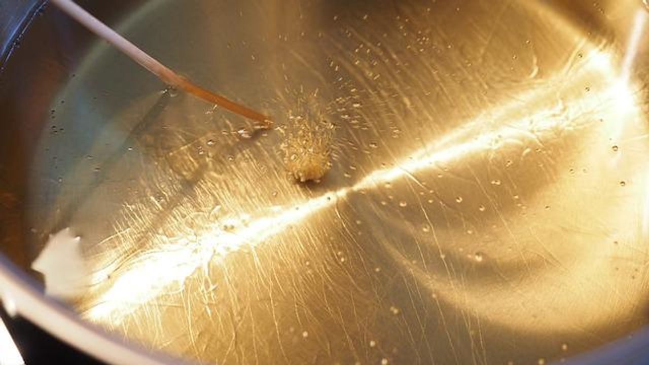 Portable Fluorescent Sensor Developed To Detect Bad Cooking Oils