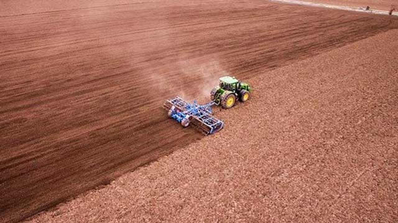 Can Farming Practices Maximize Food Production and Be Good for the Environment?