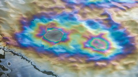 Humans Responsible for More Than 90% of the World's Oil Slicks