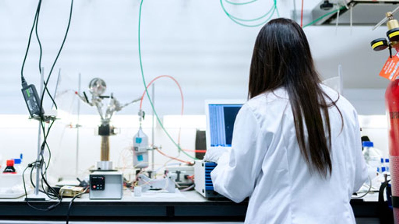 Women in Science Are Credited Less for Their Contributions Than Men