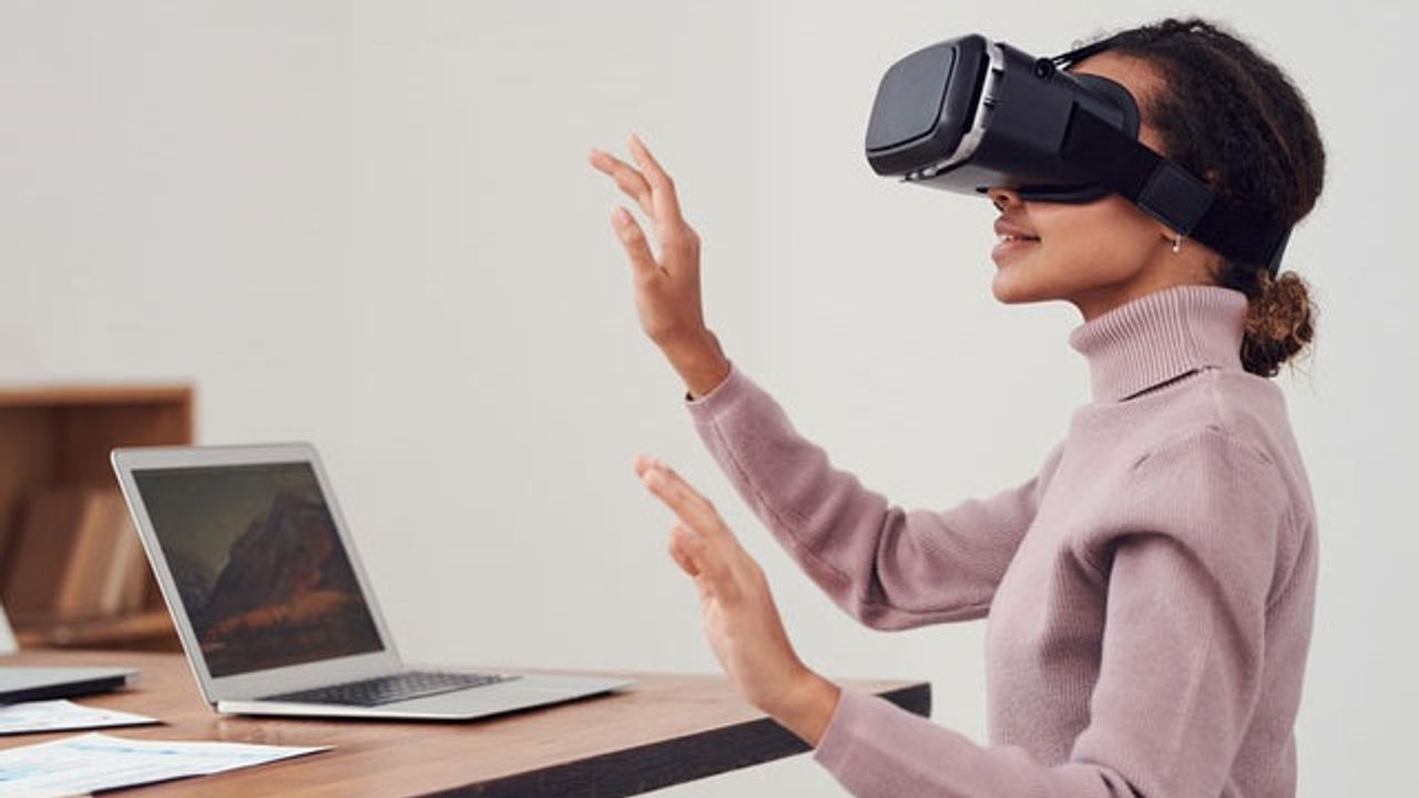 Extra Limbs in Virtual Reality Feel Like the Real Thing