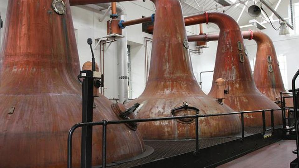 A Deep(er) Dive Into Whiskey Distilling Science content piece image