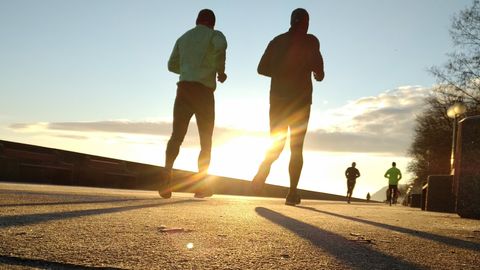 Lowest Risk of Death In Adults Who Exercise Four Times More Than Recommended Minimum