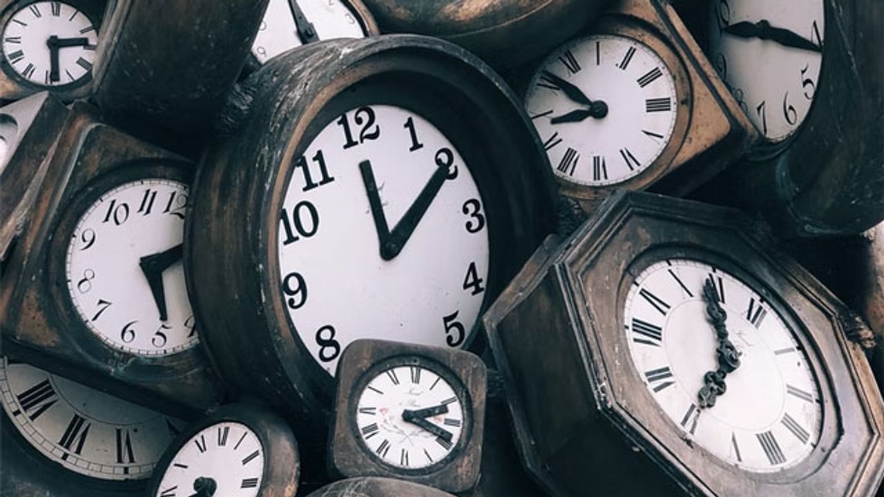 Neurophysiological Changes Occur in the Brain That’s Awake After Midnight