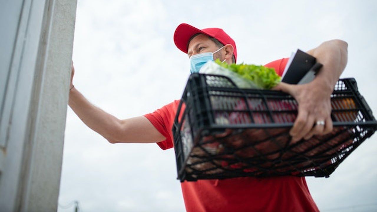 What's the Most Environmentally Friendly Way To Get Your Groceries?