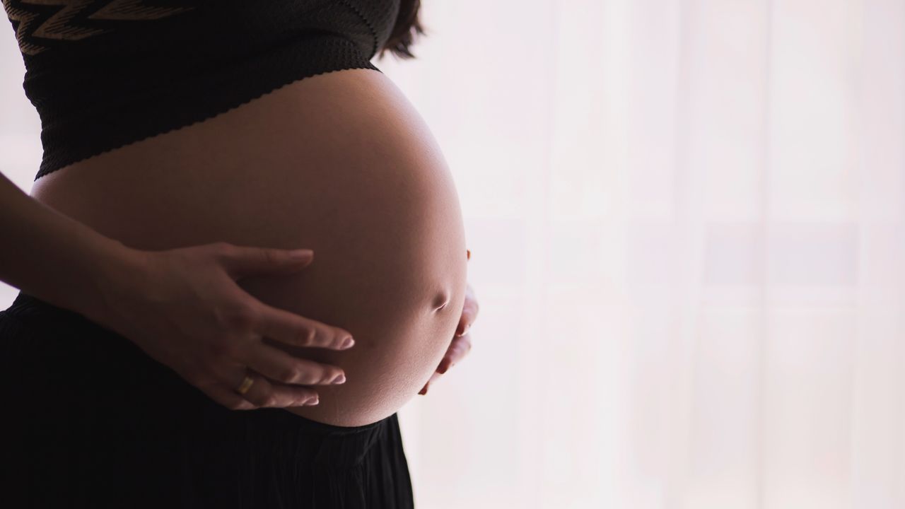 Maternal Fat Metabolism in Pregnancy Influences Child’s Weight