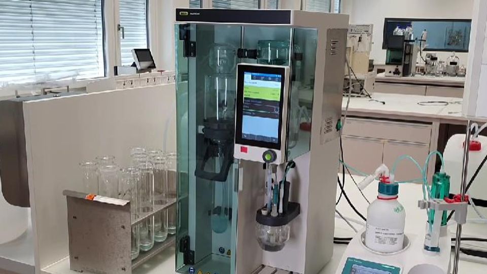 The Kjeldahl Method as a Reference Method for Nitrogen and Protein Analysis content piece image