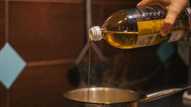 Soybean Oil Consumption Can Lead to Colitis - Vimarsana News