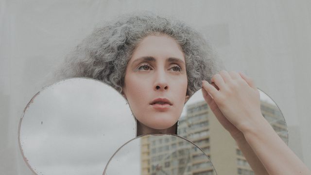 Stress and Stuck Stem Cells Contribute to Gray Hair