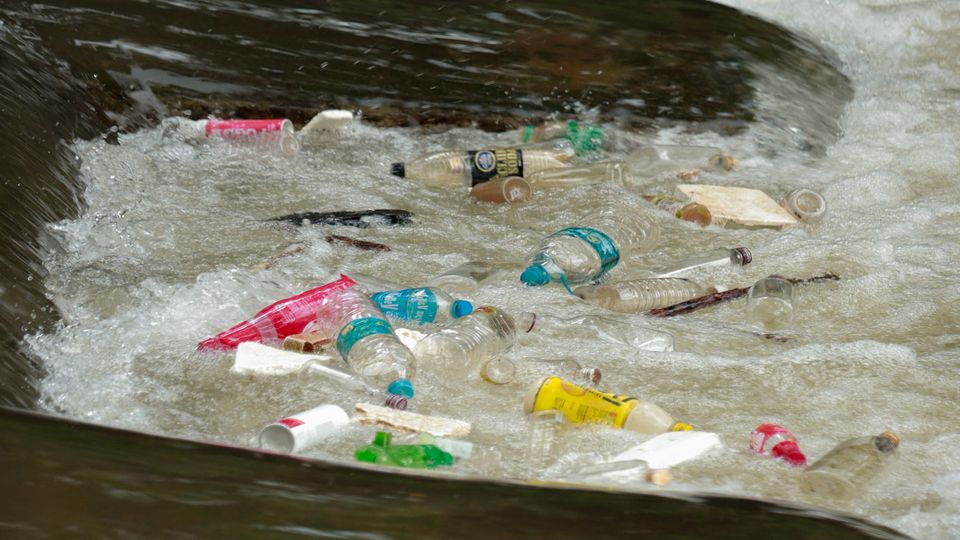 Plastic waste in water.