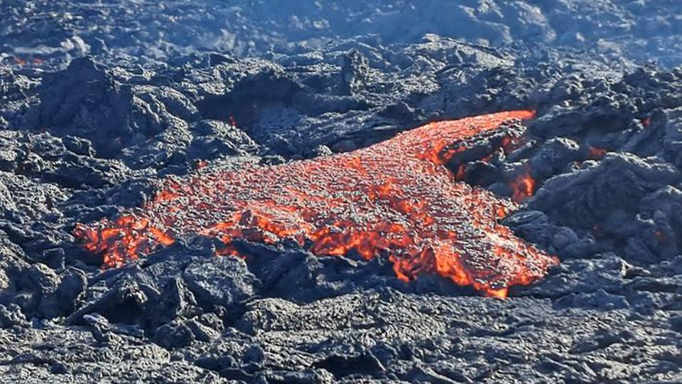 Lava breakout from thick lava pile near Sundhnúkur vent in April 2024.