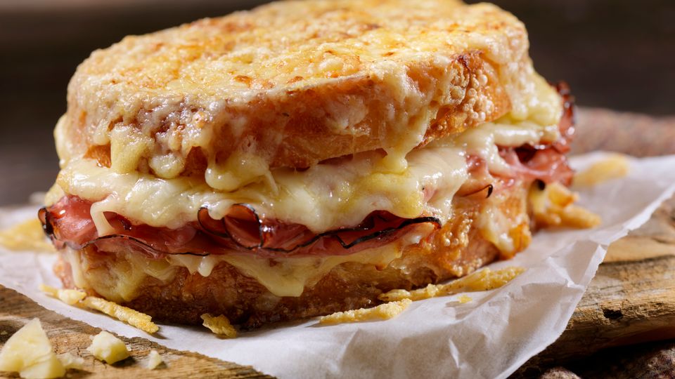 Cheesy ham grilled sandwhich.