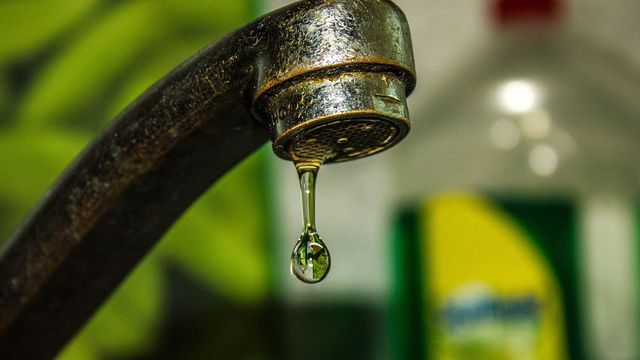 Dripping tap.