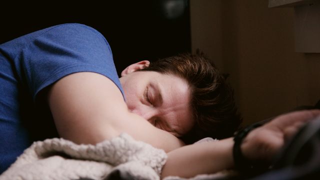 Poor Sleep Impairs Brain Health, Meta-Analysis Confirms
